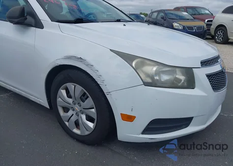 2014 Chevrolet Cruze Ls Auto из США, поврежденный, VIN 1G1PA5SH3E7220655